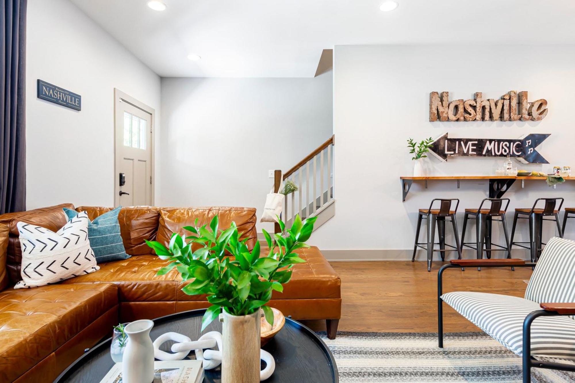 Waverly By Avantstay Nashville-Inspired Townhome W Luxury Kitchen Pool Table Exterior foto